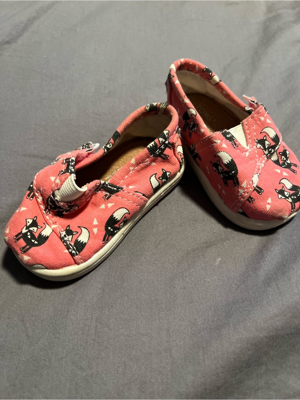 TOMS Slip-On Shoes in Coral with Fox Print